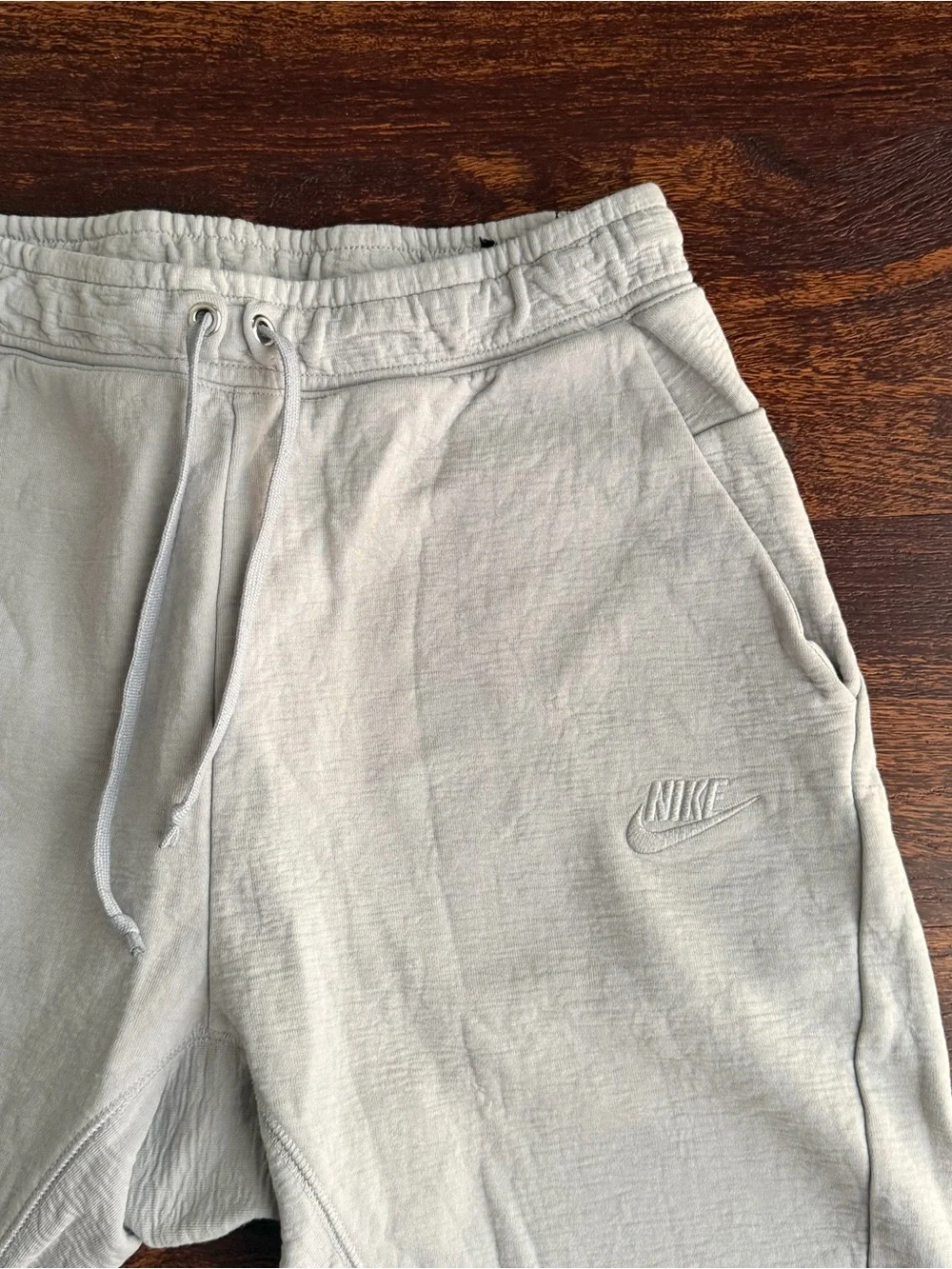 Nike Gray Jogger Pants Men’s Small AR3190-012